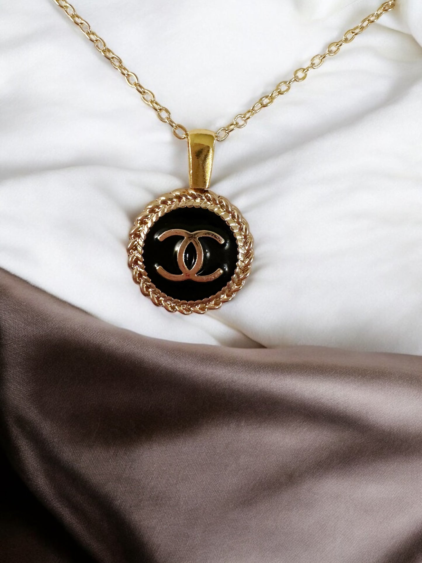 Luxury Designer Black Button Necklace with Gold Filled Chain