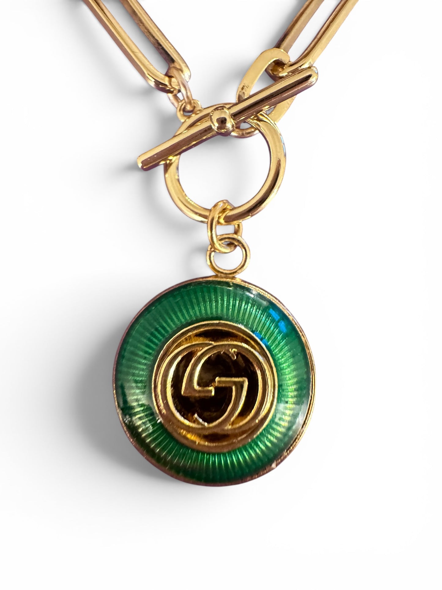 Gucci Bee Luxury Designer Button Necklace Green and Gold w Gold Filled Chain.