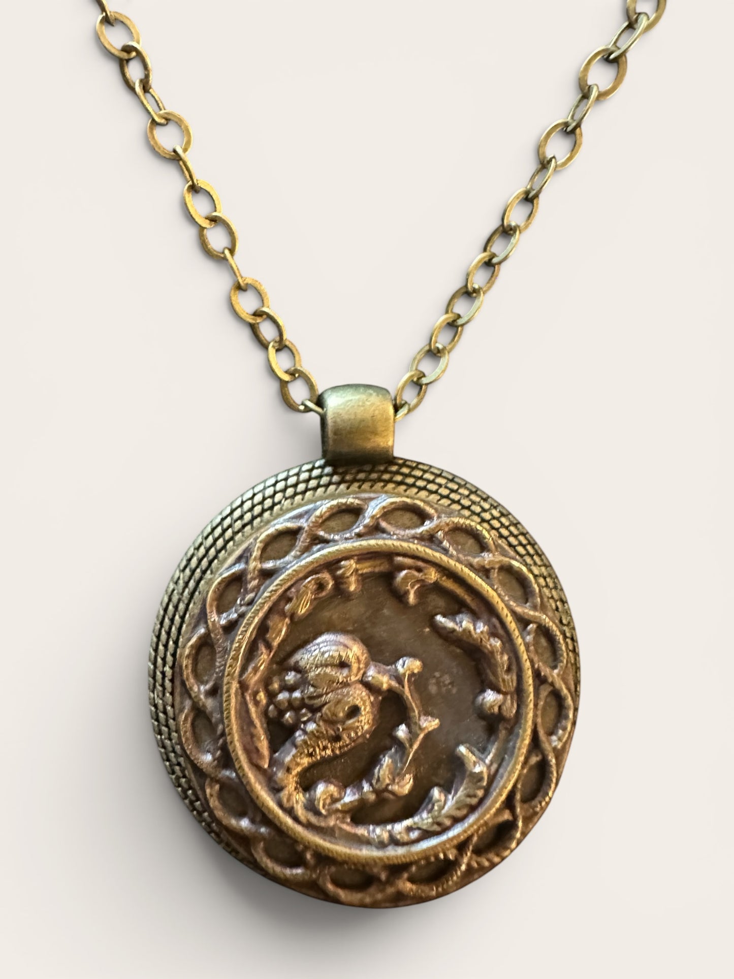 "The Garden" Floral Picture Button Necklace - Victorian Era