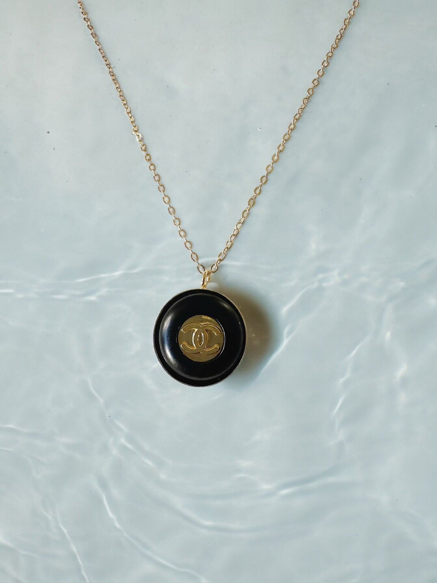 Designer Black Button Necklace with Delicated Gold-filled Chain