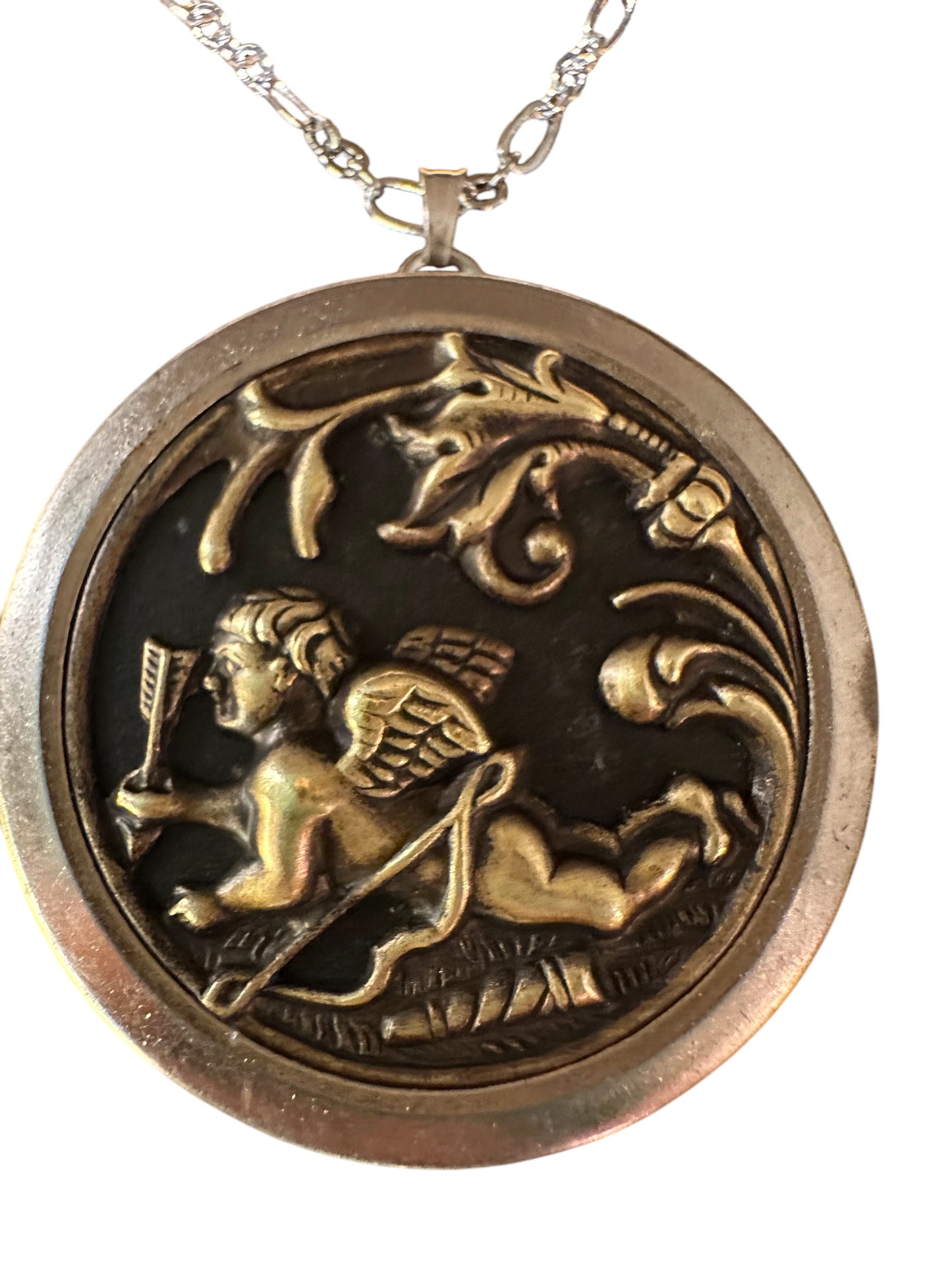 "Cupid's Arrow" Victorian Era - Story button necklace