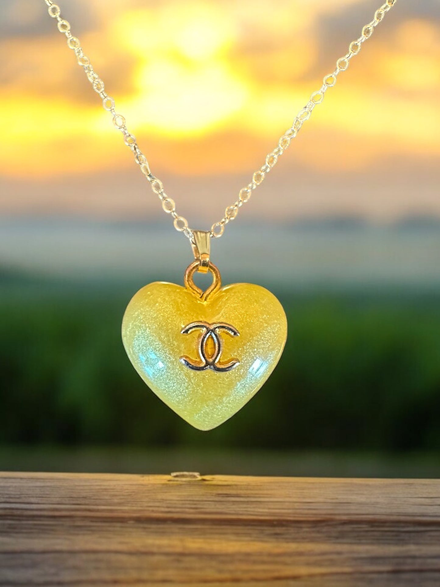 Luxury Designer Yellow Heart Shaped Button Necklace with Gold Filled Chain